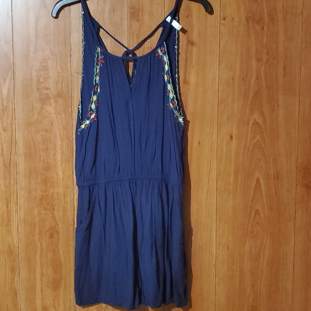 💚Francesca's romper💚 - Picture 1 of 4